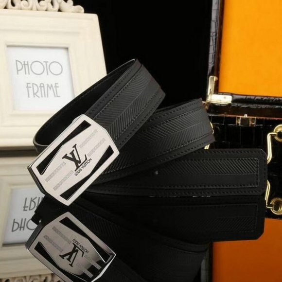 Louis Vuitton   belt
